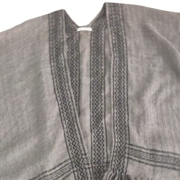 Ulla Johnson Handmade Alpaca Gray Tan and Black Poncho OS - Picture 5 of 10